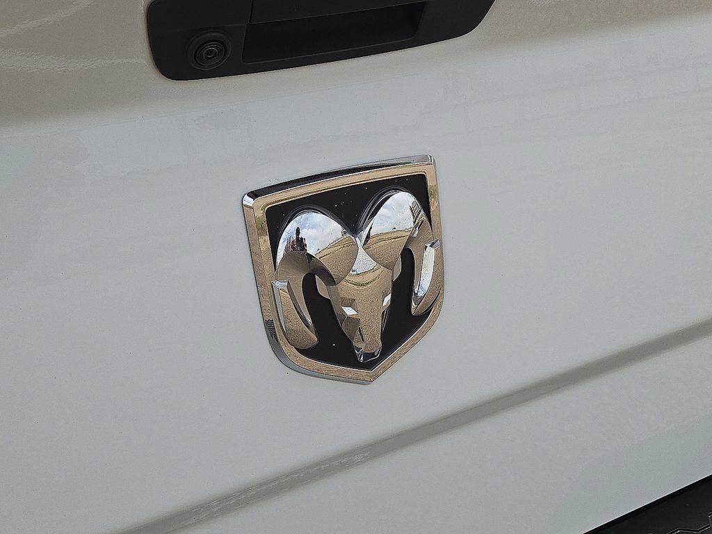 Used 2023 RAM 1500 Classic SLT w/ Electronics Group image 13