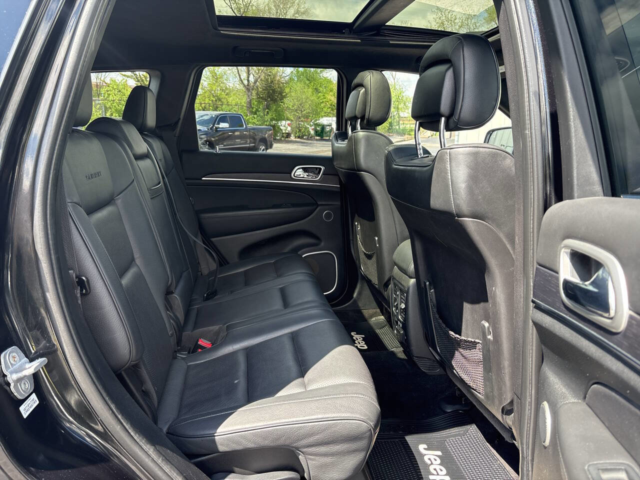Used 2014 Jeep Grand Cherokee Summit AWD/4WD image 31