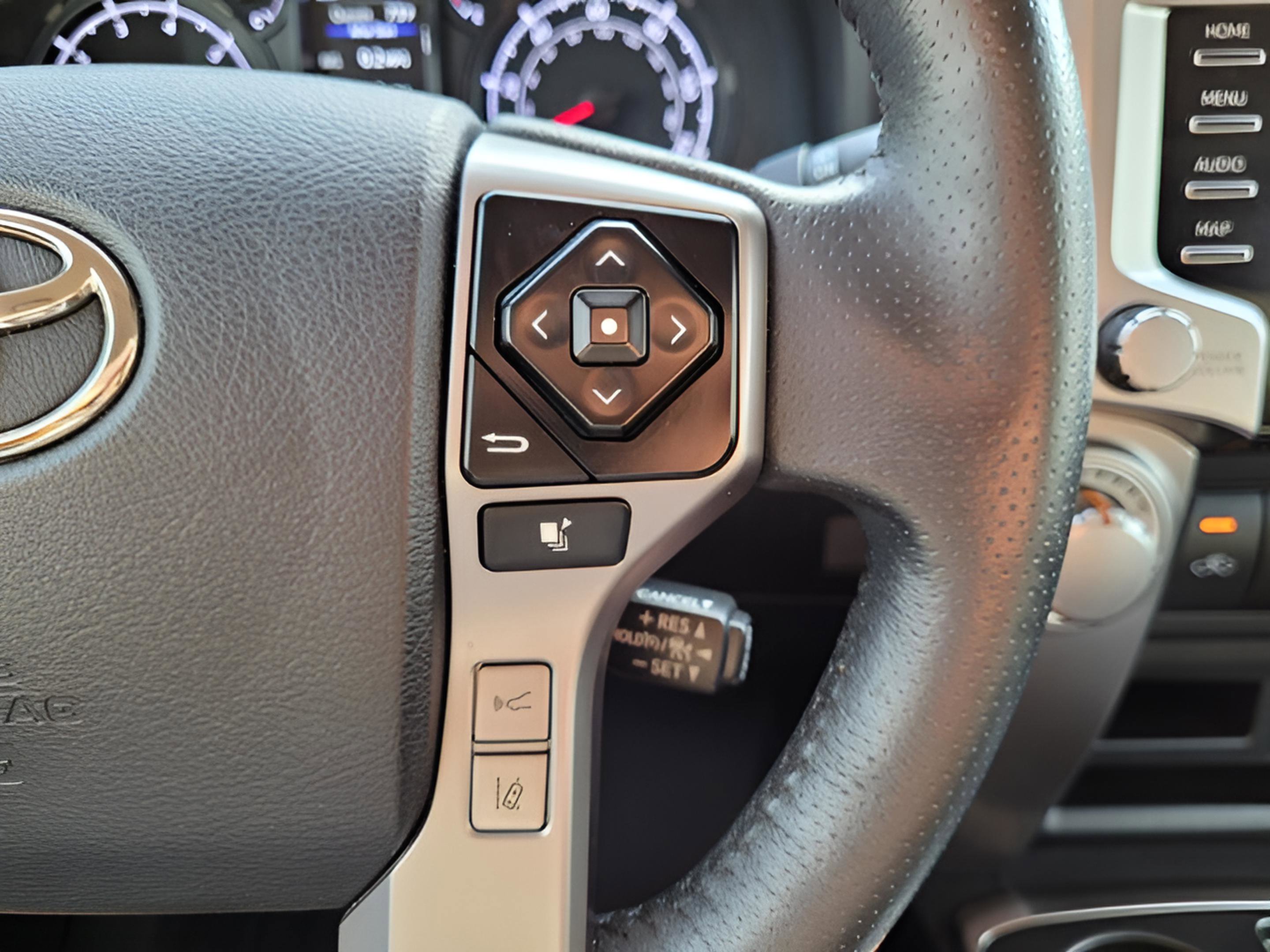 Certified 2022 Toyota 4Runner SR5 Premium image 33