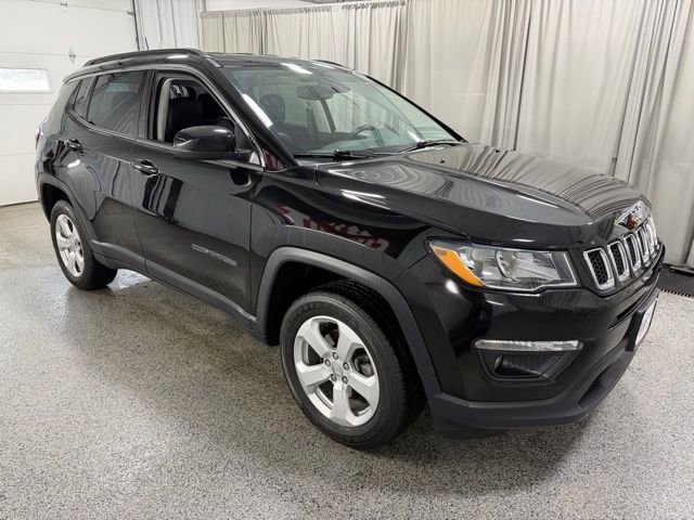 Used 2020 Jeep Compass Latitude w/ Cold Weather Group image 3