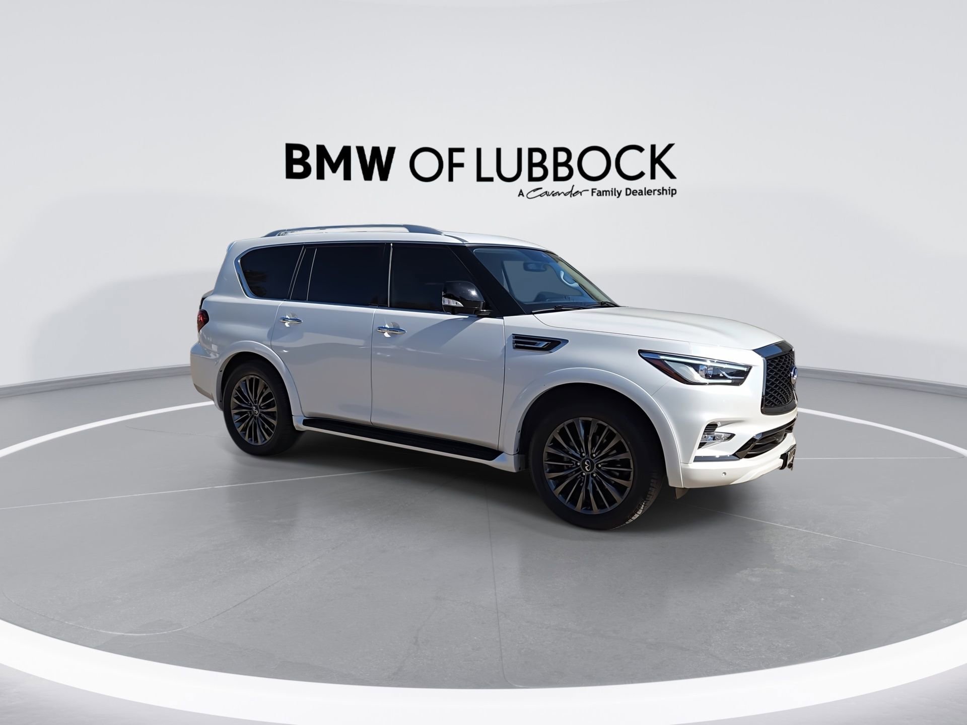 Used 2023 INFINITI QX80 Premium Select w/ Cargo Package AWD/4WD image 2