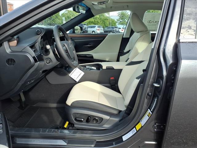 New 2025 Lexus ES 350 w/ Premium Package image 11