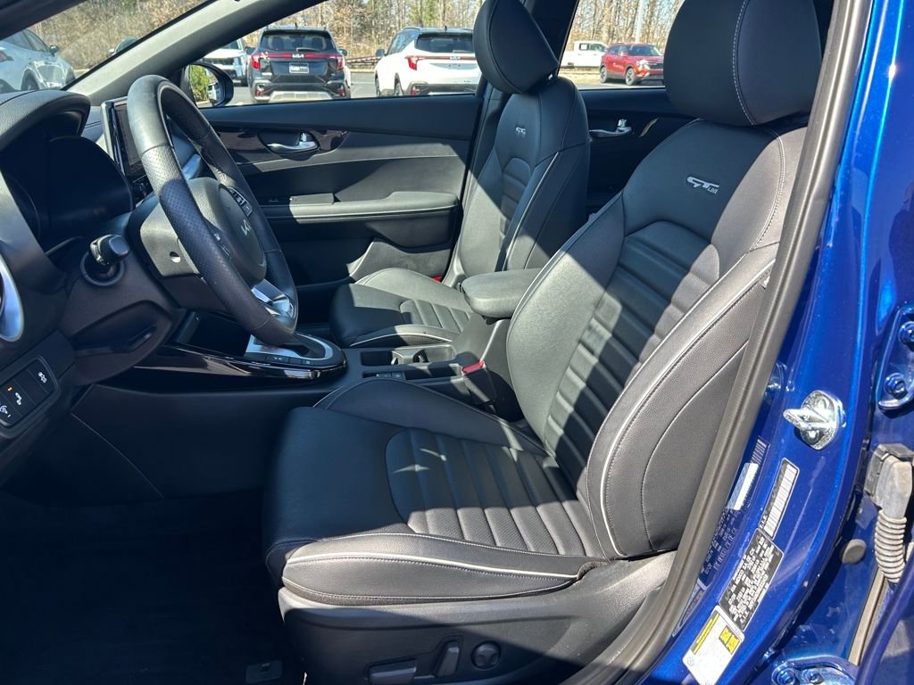 Used 2024 Kia Forte GT-Line w/ GT-Line Premium Package image 23