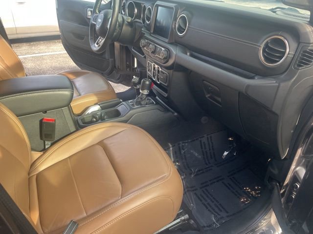 Used 2020 Jeep Wrangler Unlimited Sahara image 28