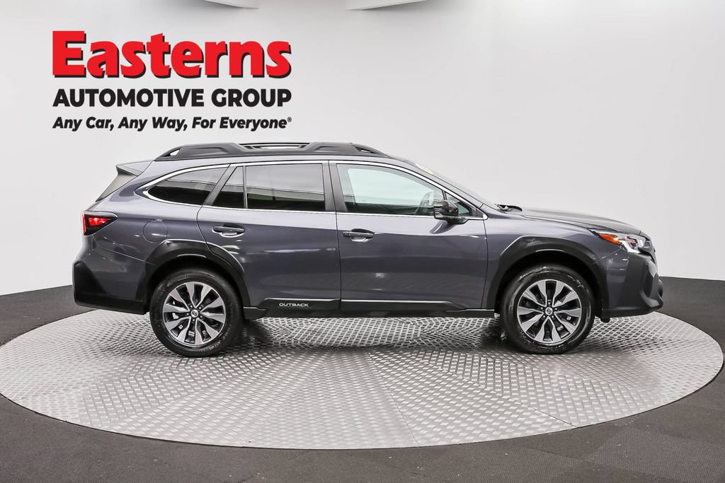 Used 2023 Subaru Outback Limited AWD/4WD image 4