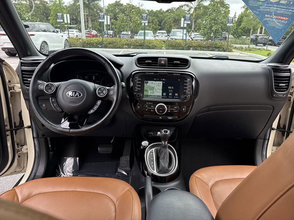 Used 2015 Kia Soul ! w/ Sun & Sound Package image 36
