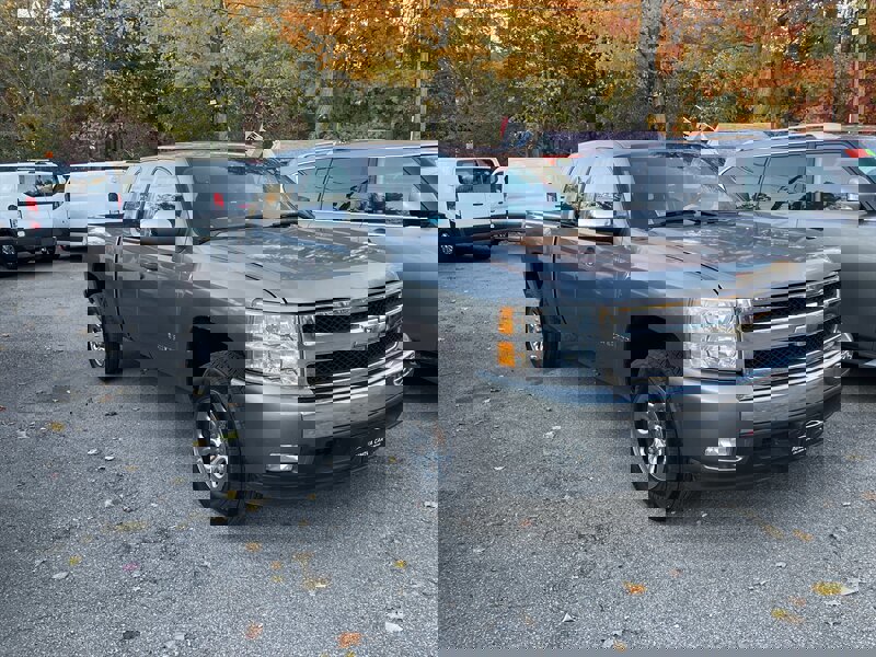 Used 2008 Chevrolet Silverado 1500 W/T w/ LS Package image 5