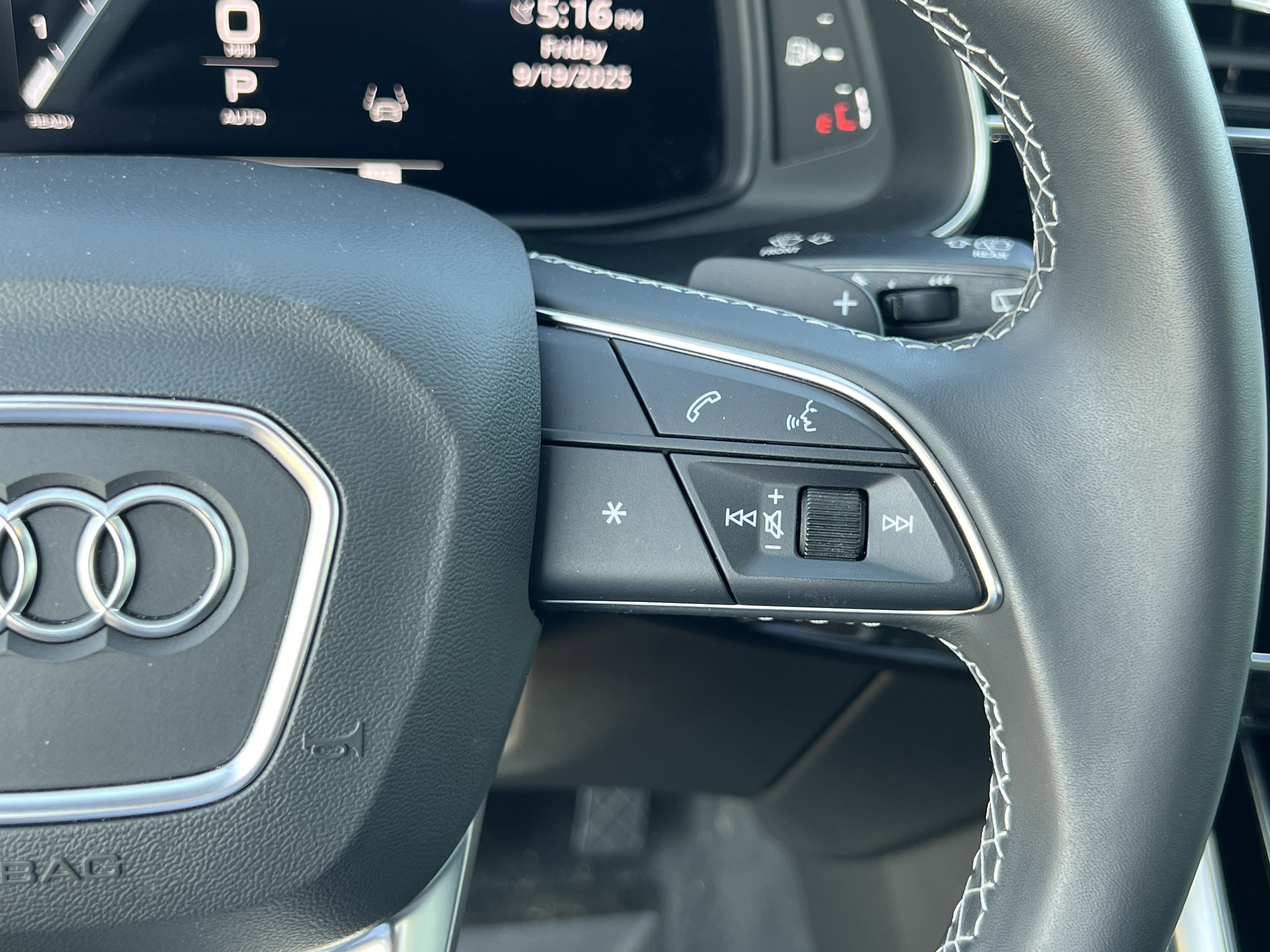 Used 2025 Audi Q7 3.0T Premium Plus image 19