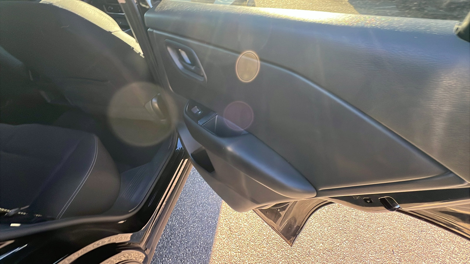 Used 2024 Nissan Rogue S image 20