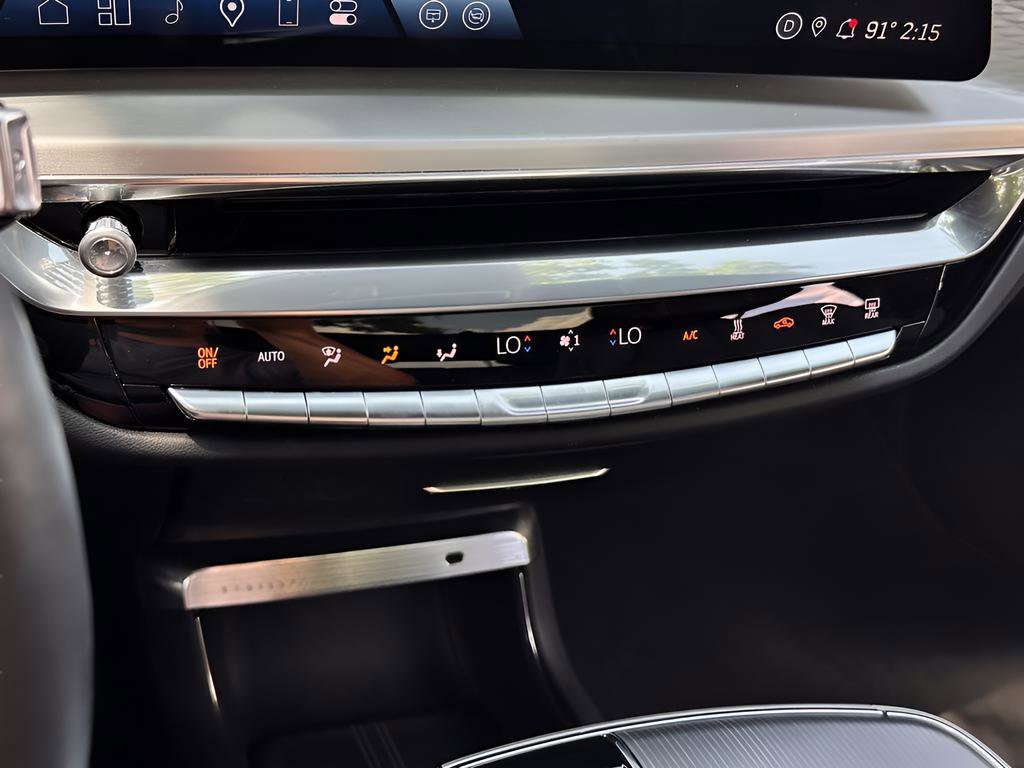 Used 2024 Cadillac Lyriq Luxury w/ LPO, Floor Liner Package RWD image 10