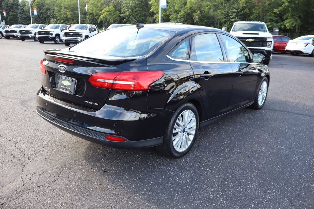 Used 2018 Ford Focus Titanium FWD image 35
