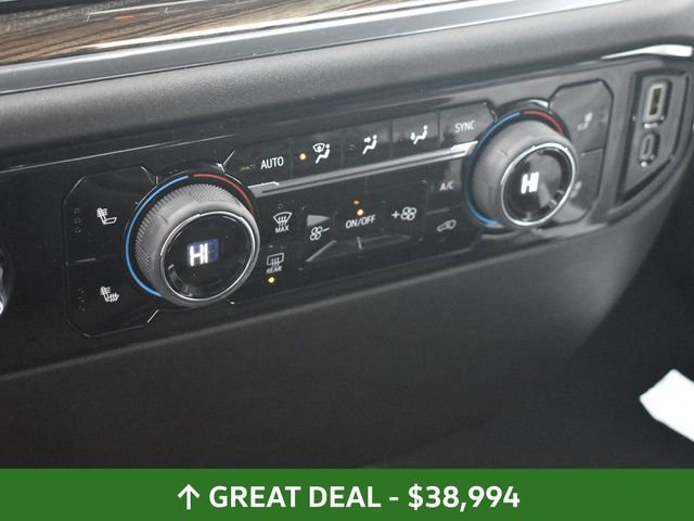 Used 2024 Chevrolet Silverado 1500 LT w/ Protection Package image 27