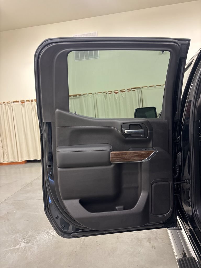 Used 2021 Chevrolet Silverado 1500 High Country w/ Z71 Off-Road Package AWD/4WD image 27