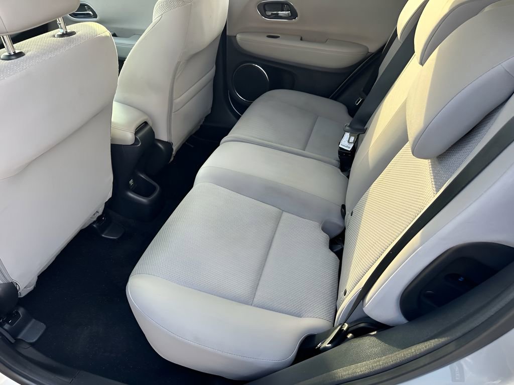 Used 2018 Honda HR-V EX image 24