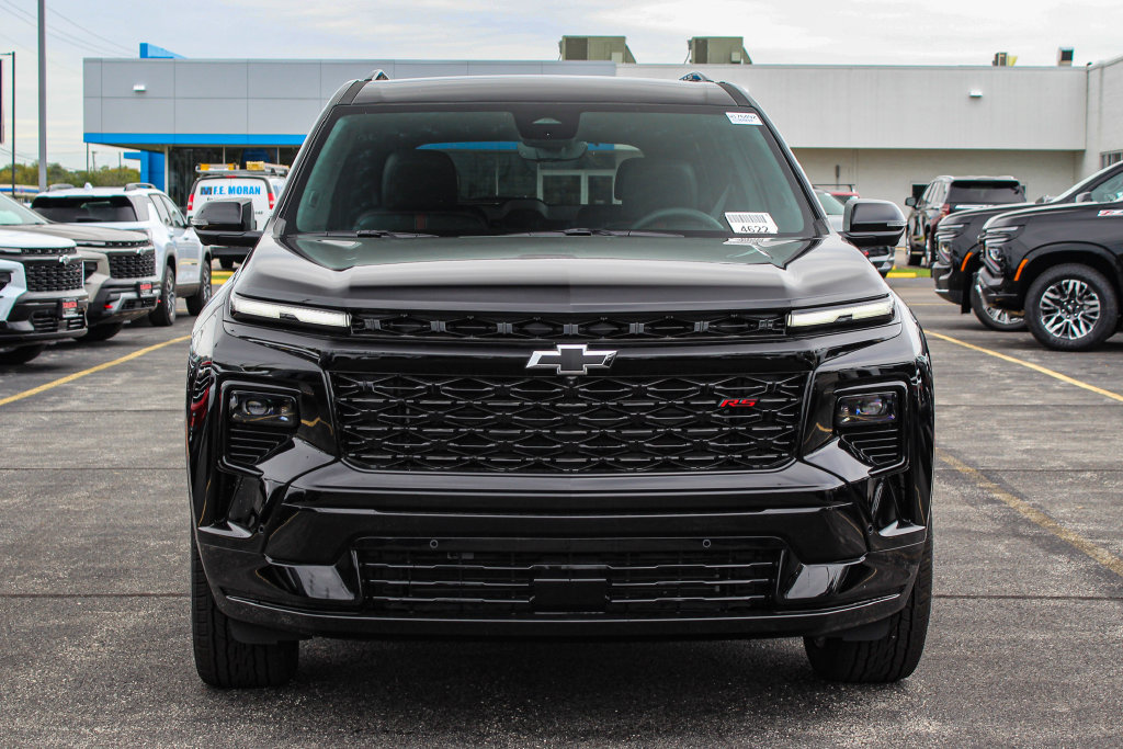 New 2026 Chevrolet Traverse RS w/ LPO, Floor Liner Package FWD image 4