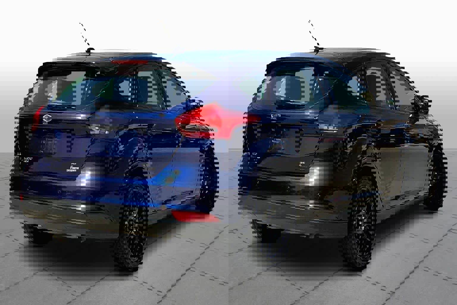 Used 2016 Ford Focus SE w/ Equipment Group 201A image 13