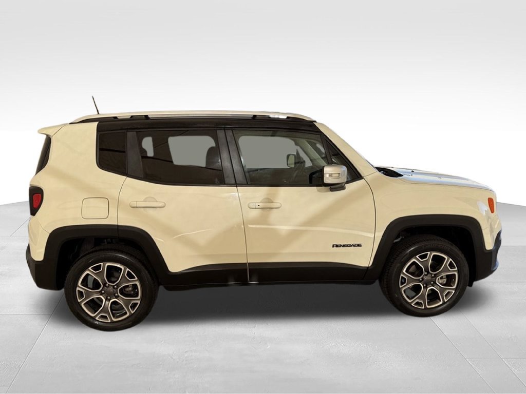 Used 2018 Jeep Renegade Limited w/ UConnect 8.4 Nav Group AWD/4WD image 10