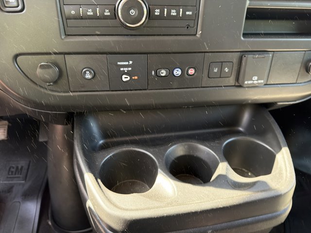 Used 2020 Chevrolet Express 3500 LT w/ LT Preferred Equipment Group RWD image 17