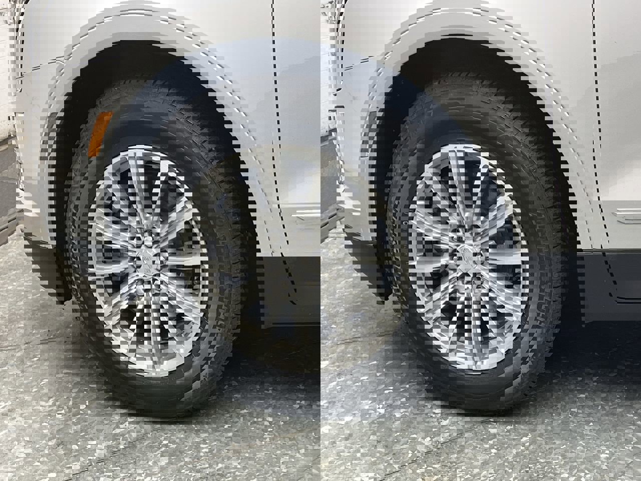 Used 2019 Cadillac XT5 Luxury image 37