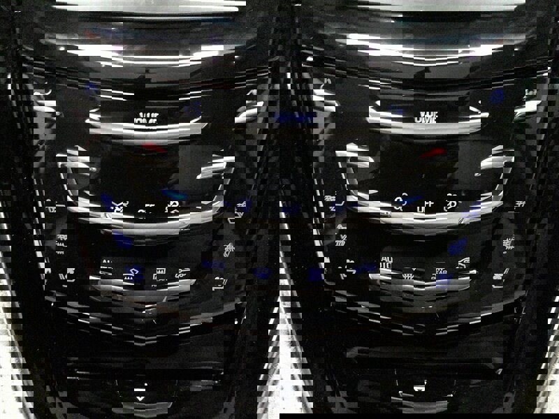 Used 2016 Cadillac Escalade Premium image 24