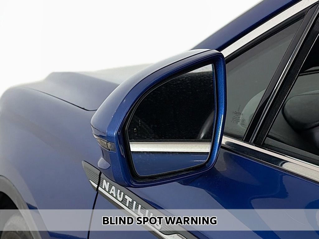 Used 2020 Lincoln Nautilus Reserve image 5