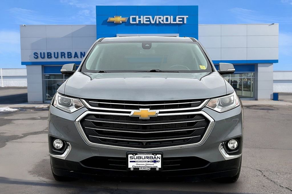 Used 2020 Chevrolet Traverse LT w/ LT Premium Package image 3