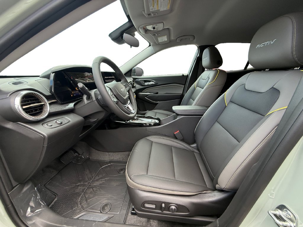 New 2026 Chevrolet Trax ACTIV FWD image 9