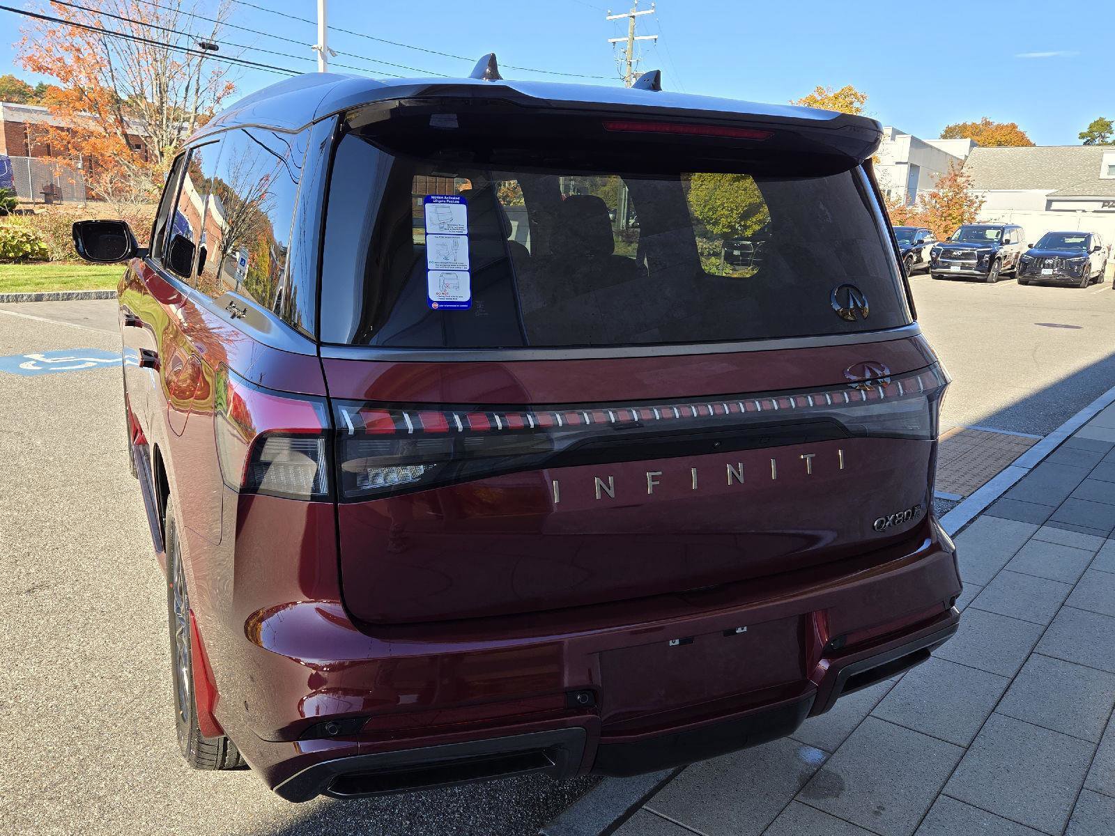 New 2026 INFINITI QX80 Autograph image 12
