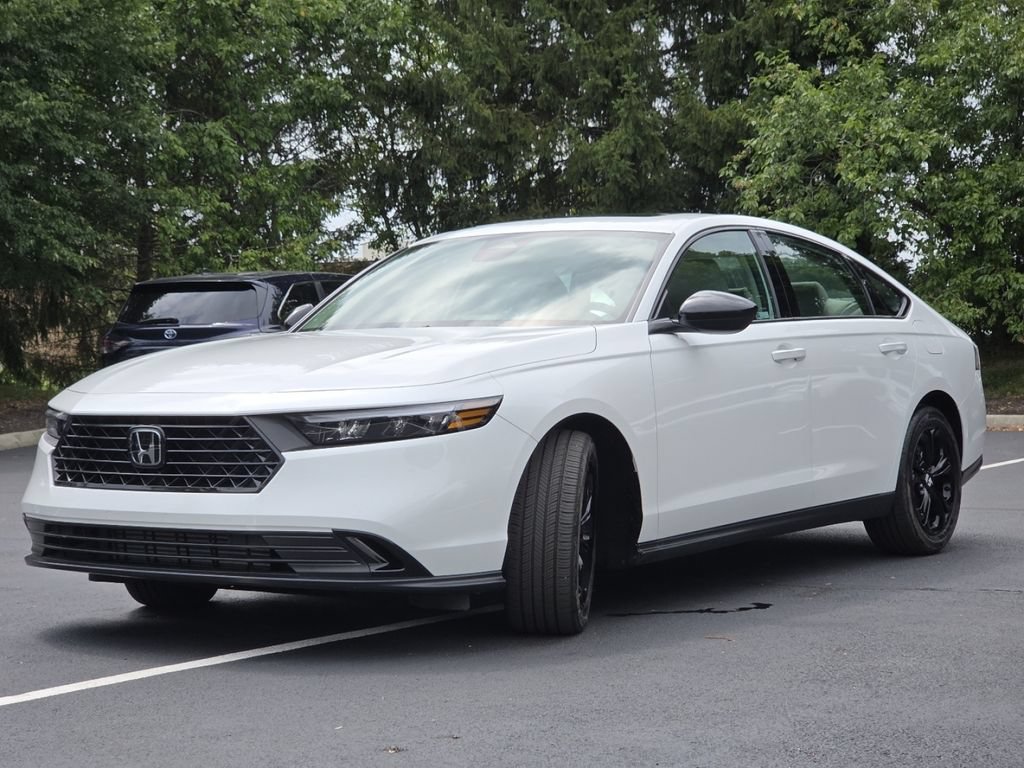 Certified 2025 Honda Accord SE image 16