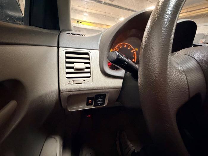 Used 2009 Toyota Corolla LE w/ All Weather Guard Pkg FWD image 37