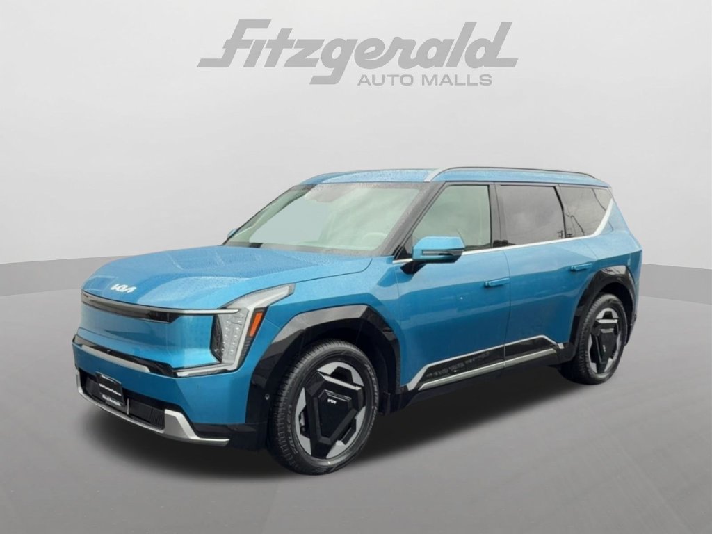 Used 2024 Kia EV9 Land AWD/4WD image 3