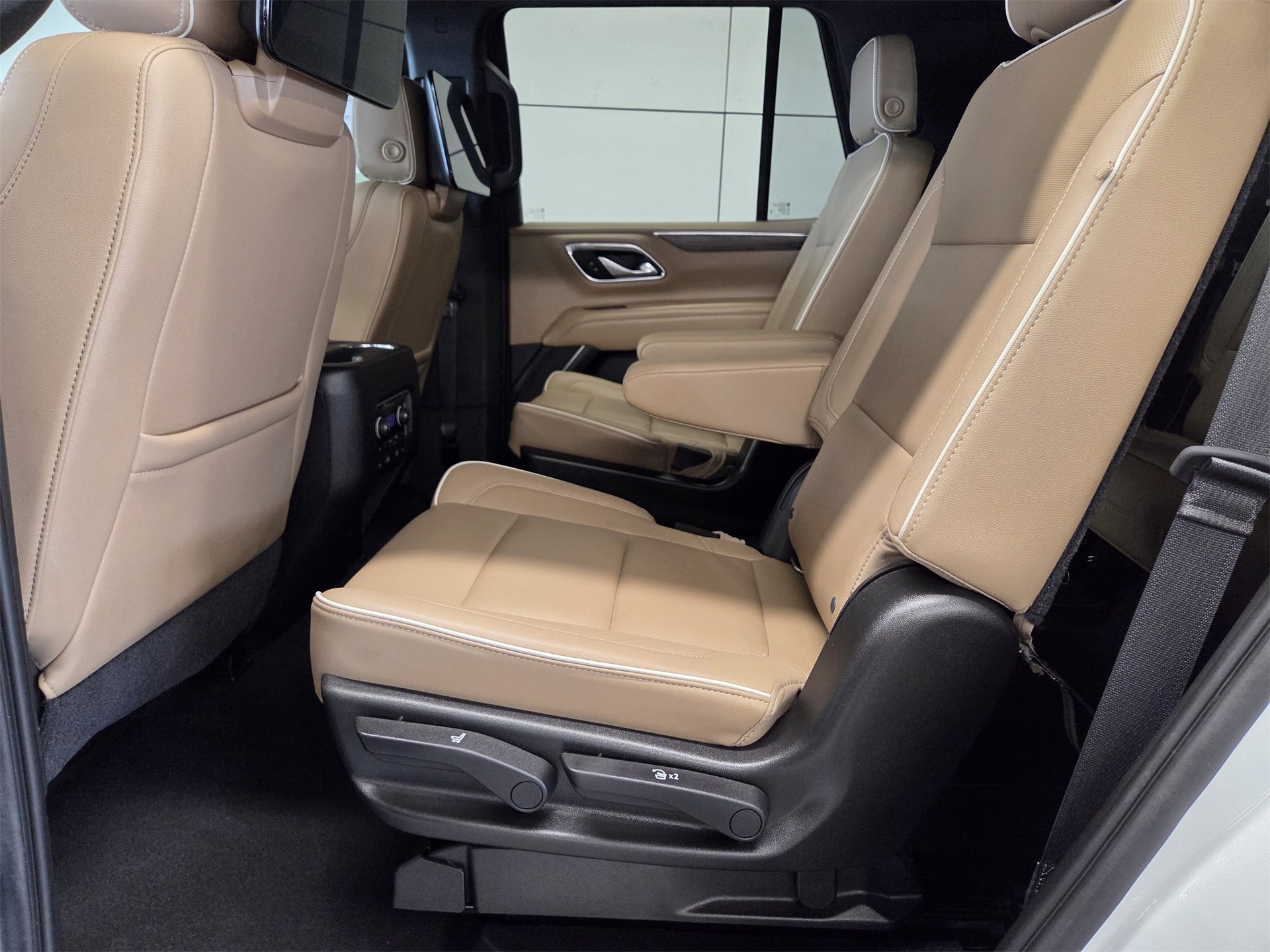 Used 2021 Chevrolet Tahoe Premier image 10