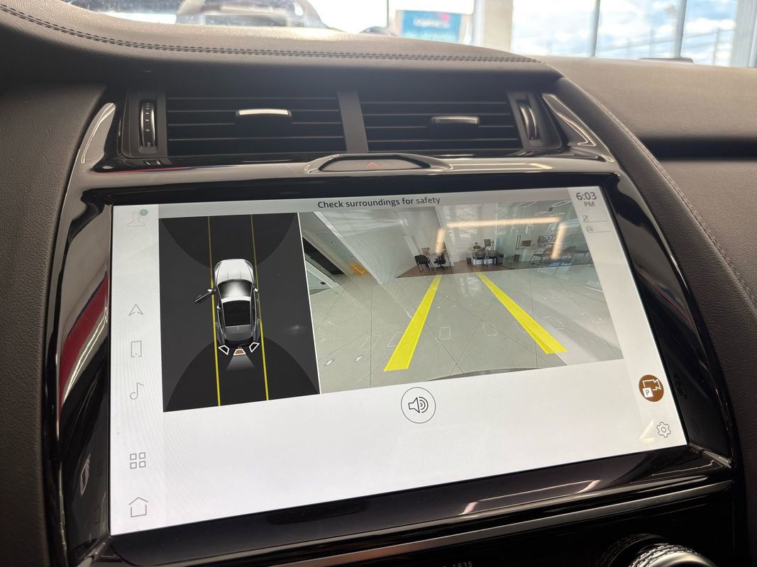 Used 2022 Jaguar E-PACE SE image 31