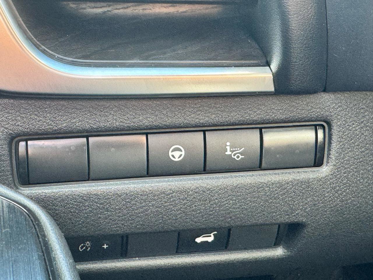 Used 2022 Nissan Rogue Platinum w/ Head-Up Display Package AWD/4WD image 21