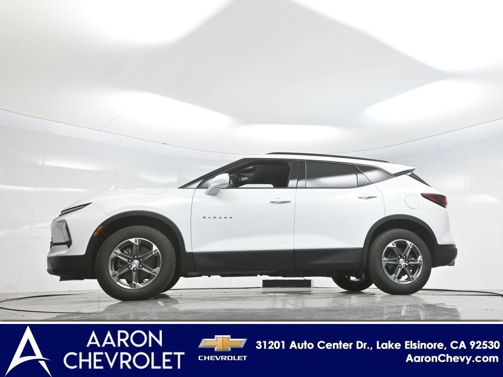 New 2025 Chevrolet Blazer LT w/ Convenience Package image 6