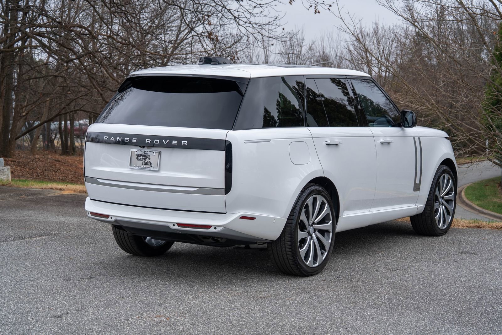 Used 2024 Land Rover Range Rover Autobiography image 7