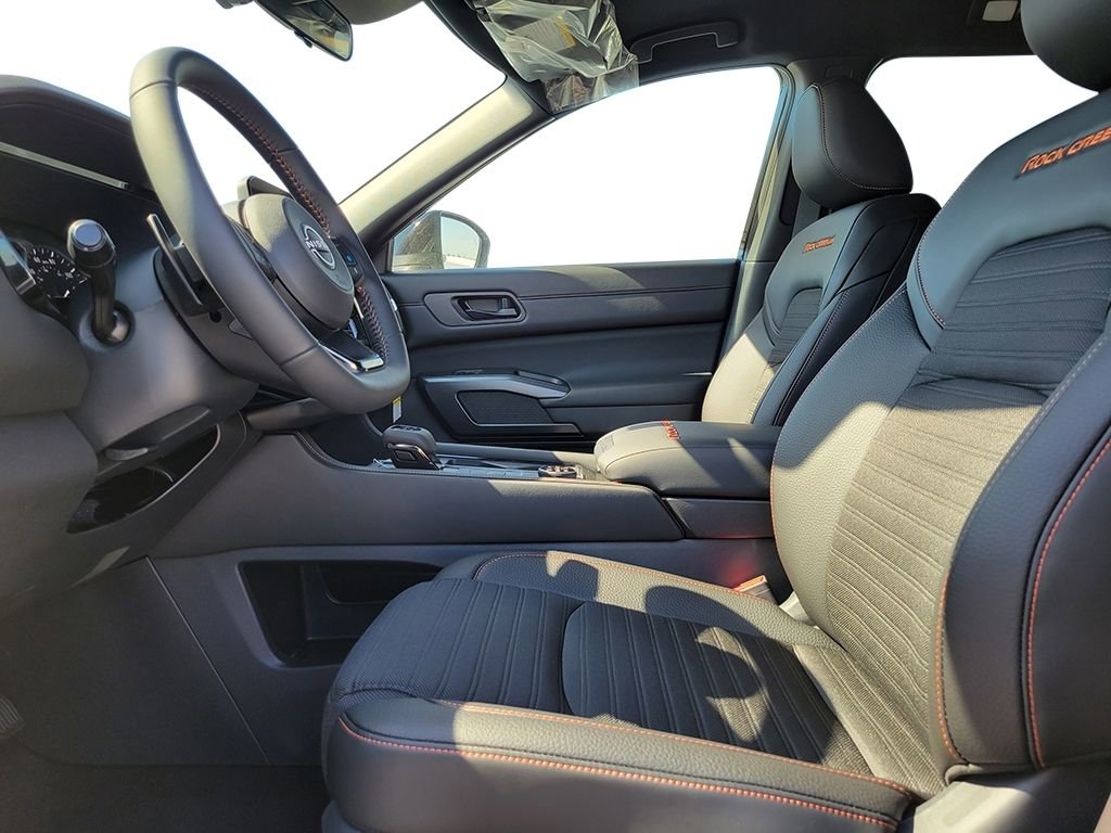 New 2025 Nissan Pathfinder Rock Creek image 25