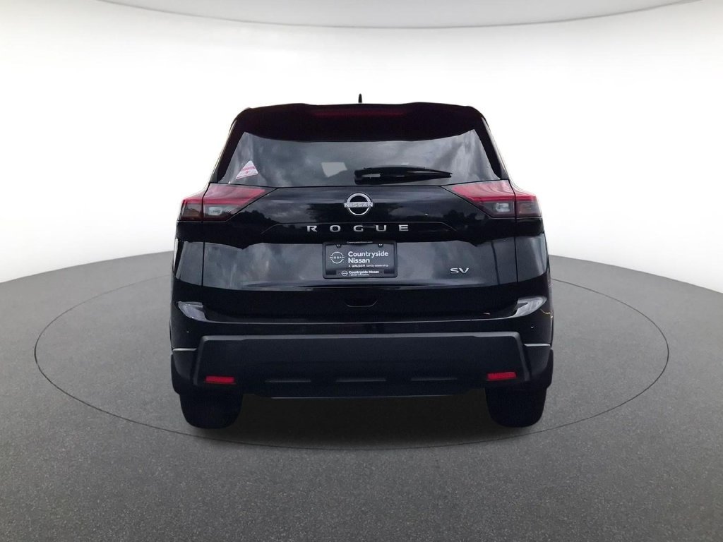 Used 2024 Nissan Rogue SV w/ SV Premium Package FWD image 6