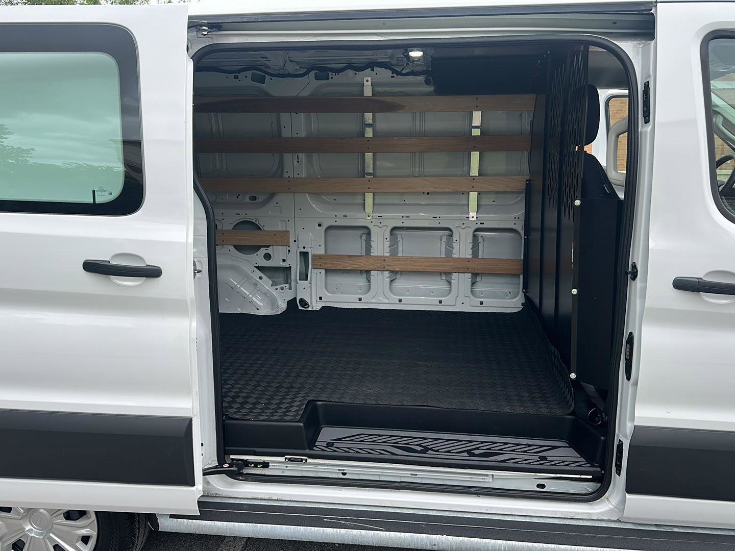 Certified 2025 Ford Transit 250 Low Roof w/ Exterior Upgrade Package RWD image 24