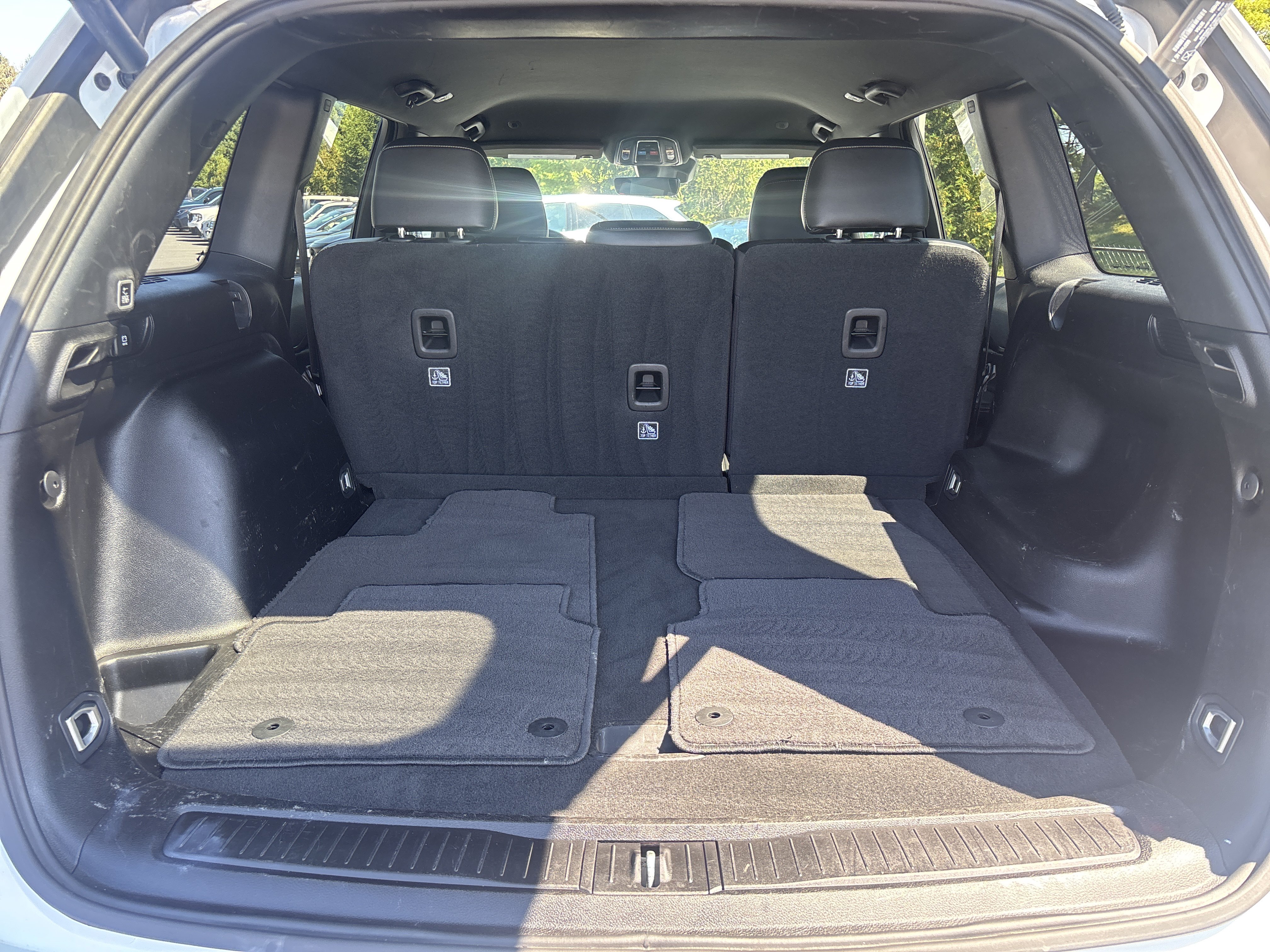 Used 2025 Jeep Grand Cherokee Altitude AWD/4WD image 26
