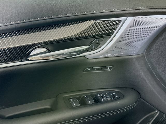 New 2025 Cadillac XT6 Sport w/ Technology Package AWD/4WD image 22