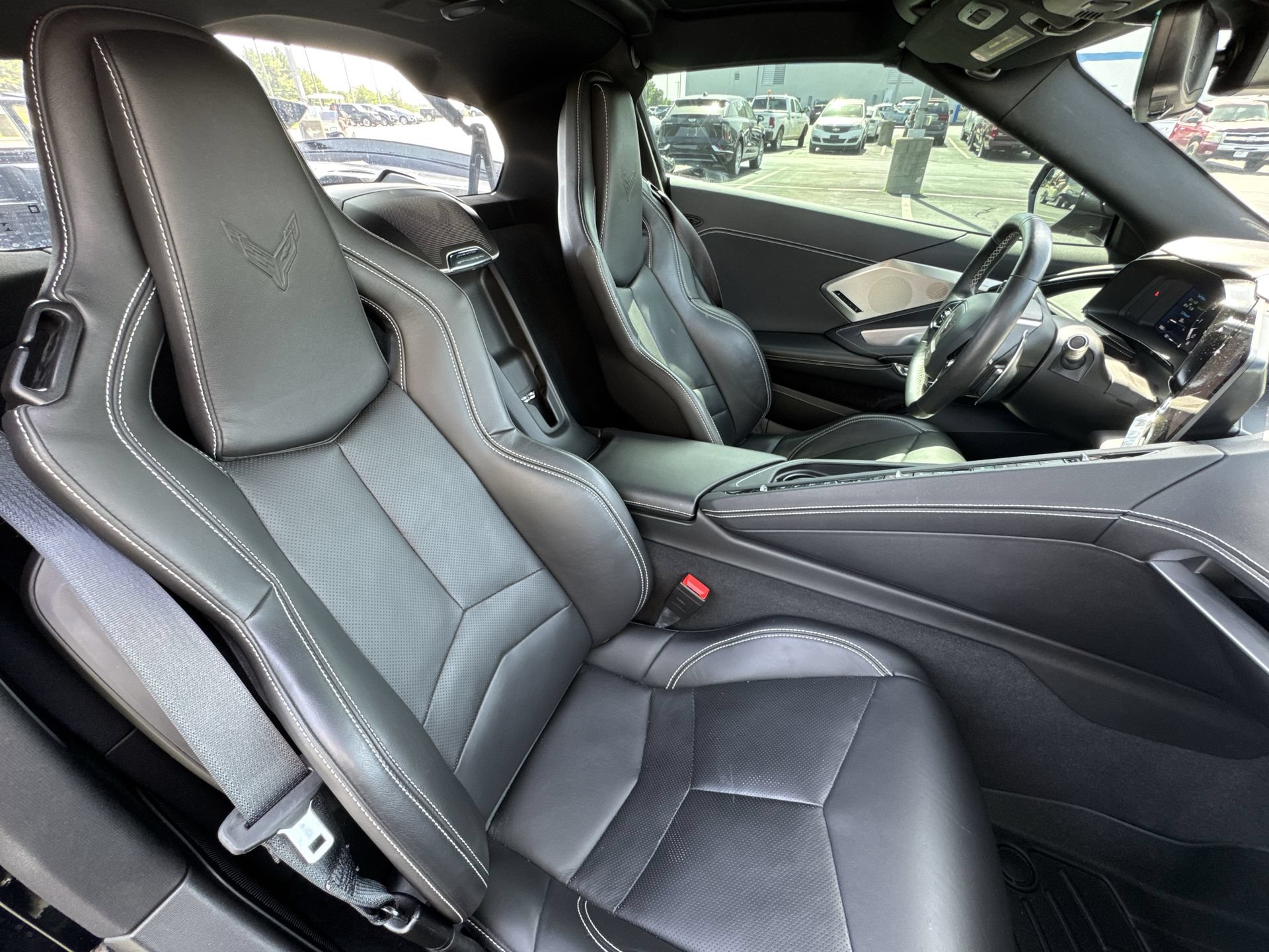 Used 2021 Chevrolet Corvette Stingray Preferred Cpe w/ Z51 Performance Package RWD image 25