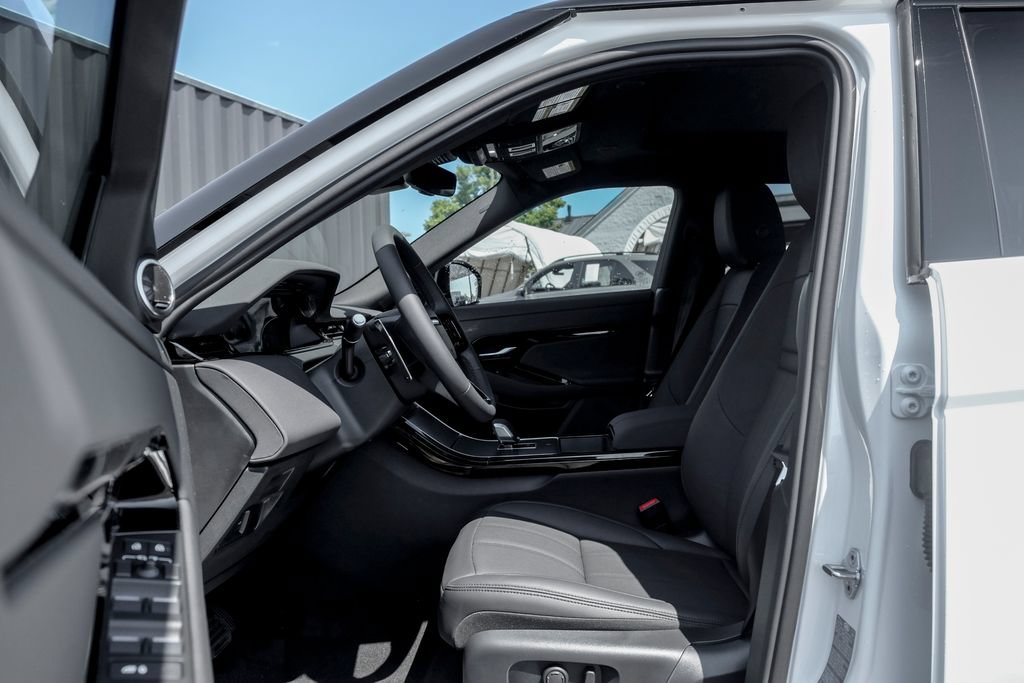 New 2026 Land Rover Range Rover Evoque S AWD/4WD image 10