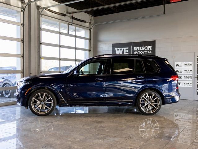 Used 2020 BMW X7 M50i image 1