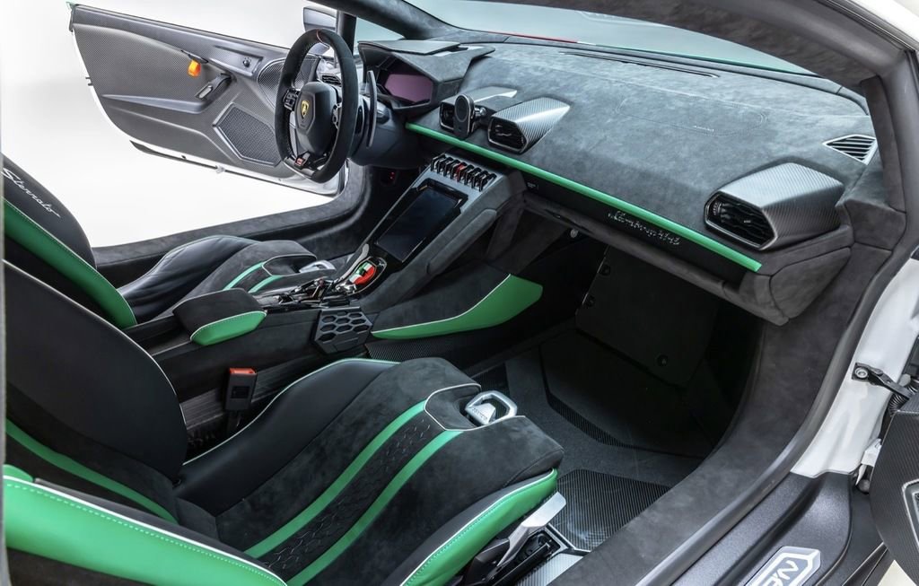 Used 2024 Lamborghini Huracan Sterrato AWD/4WD image 40