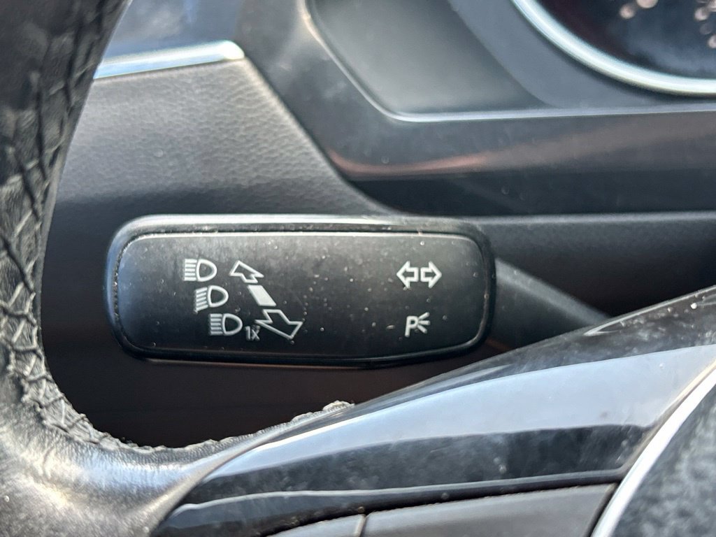 Used 2018 Volkswagen Tiguan SE FWD image 28