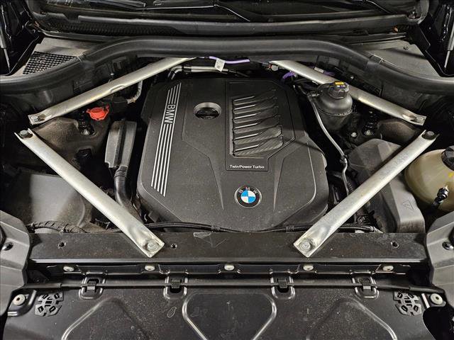 Used 2021 BMW X7 xDrive40i w/ Parking Assistance Package image 23