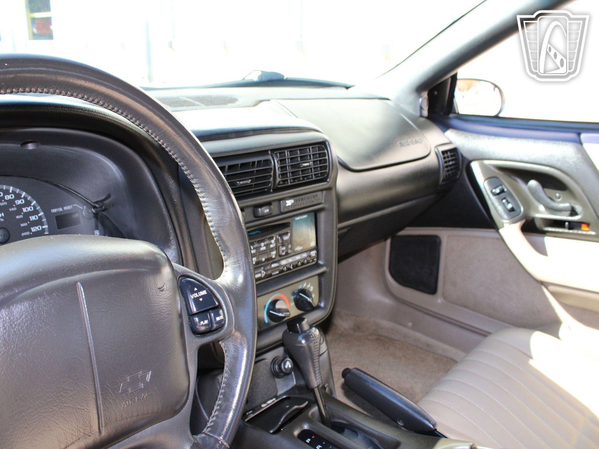 Used 2002 Chevrolet Camaro LT image 28