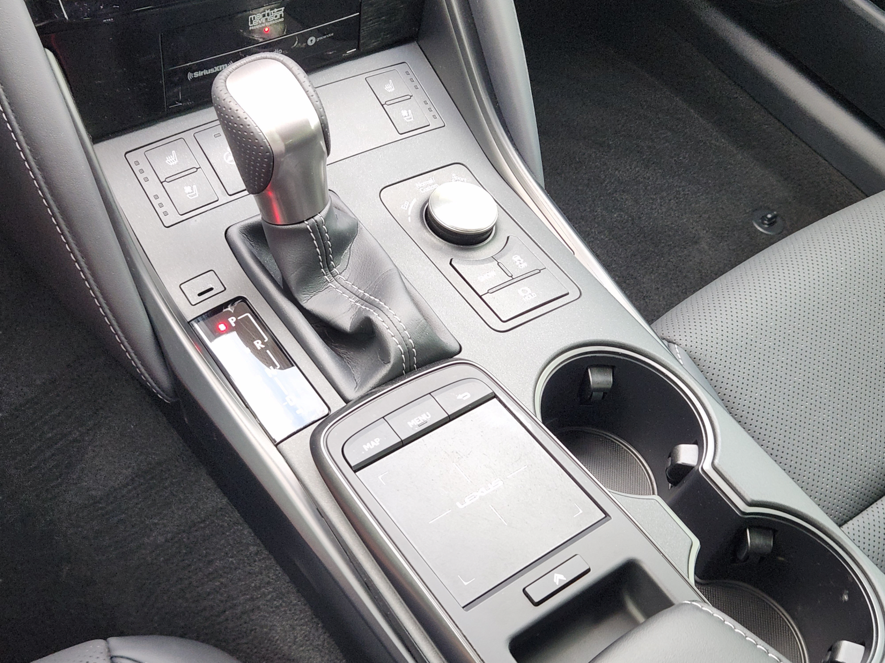 Used 2024 Lexus IS 350 F Sport RWD image 13