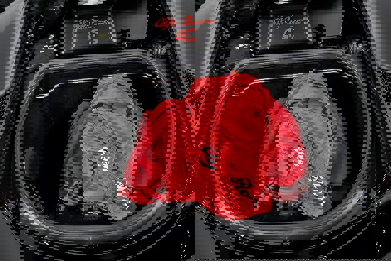 Used 2020 Alfa Romeo 4C Spider image 18